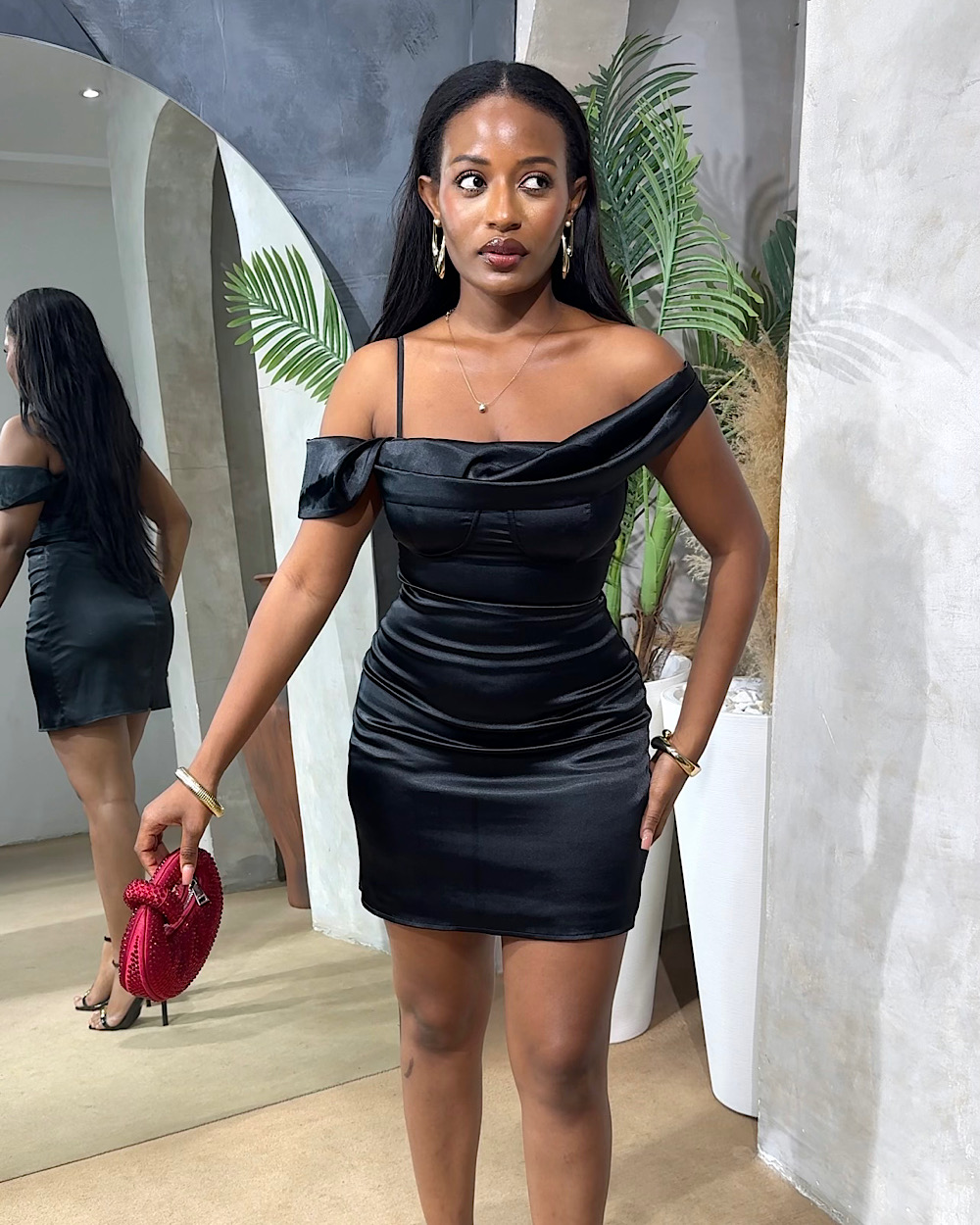 Sarah Black Dress - Thumbnail