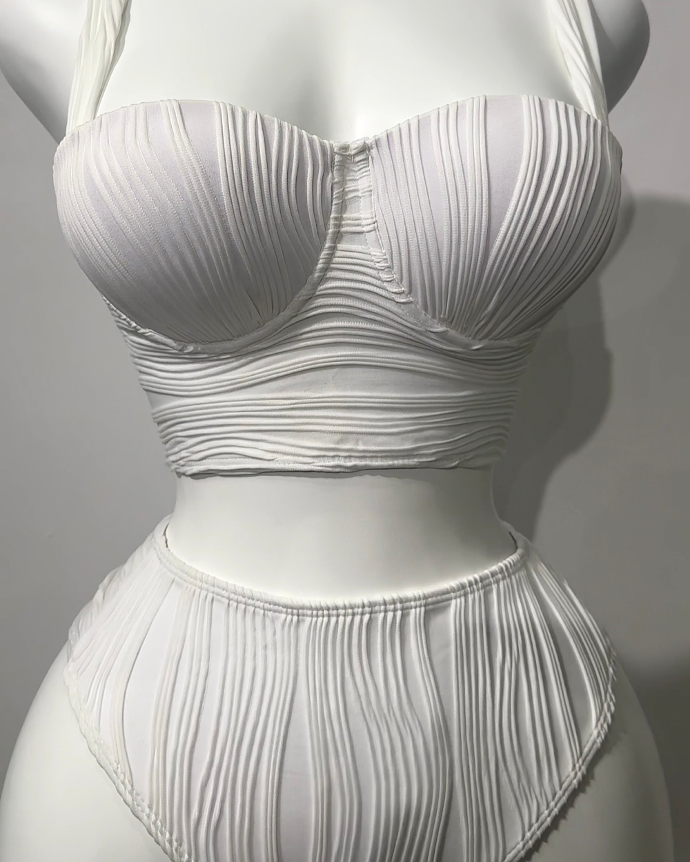 Larissa White Bikini - Thumbnail